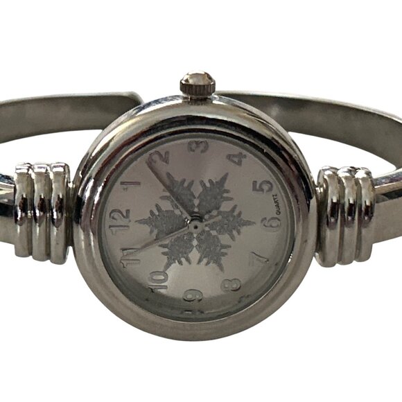 Silver Snowflake Womens Quartz Bangle Watch Stainless Steel Christmas Holiday - Picture 2 of 5